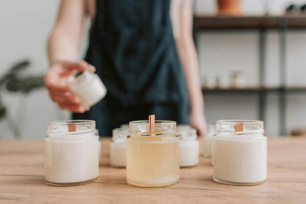 Holiday Season Readiness: How to Launch a Private Label Candle or Fragrance Line in Time for Q4
