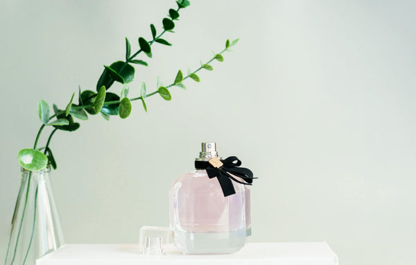 How To Choose The Right Fragrance For Your Brand